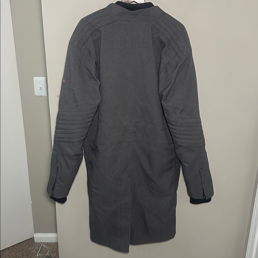 Reebok Men's houndstooth Black and Gray Trench Coat
